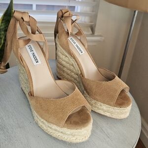 Steve Madden Tan Suede Espadrille Wedges Peep-Toe